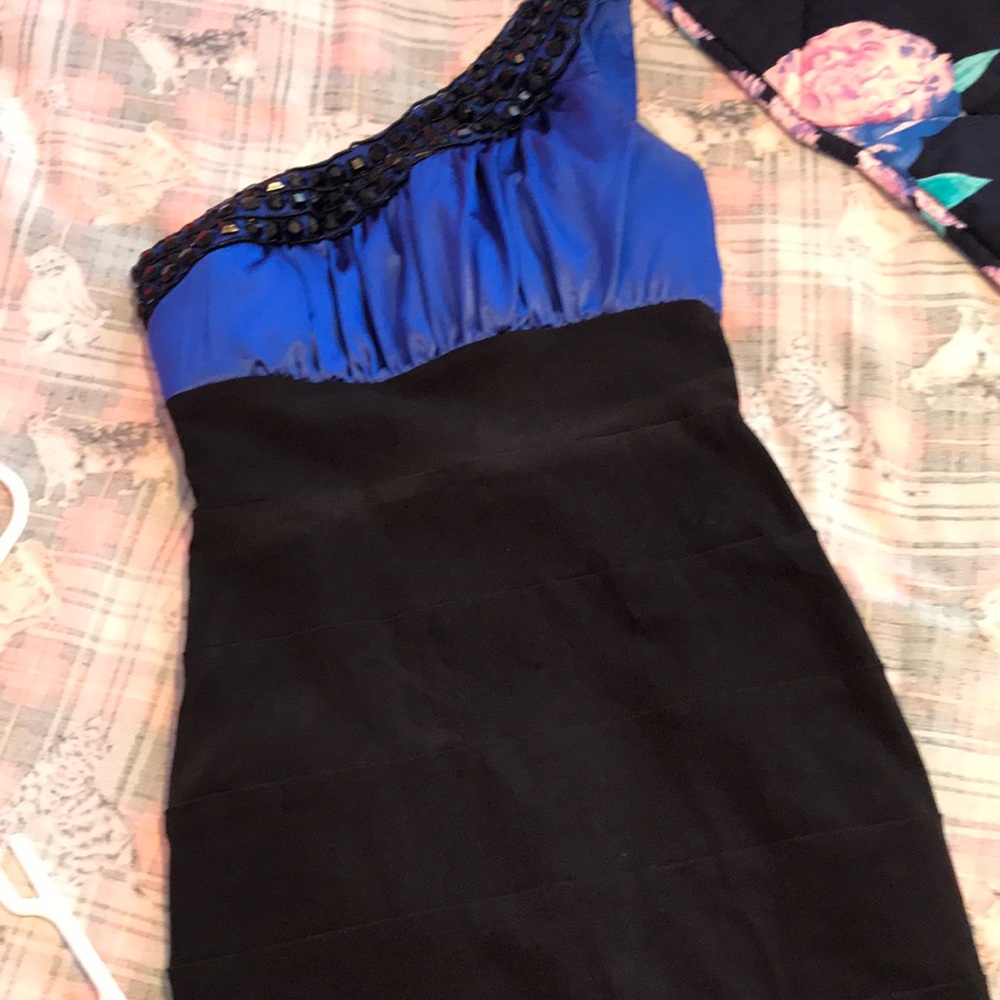 Mini dress